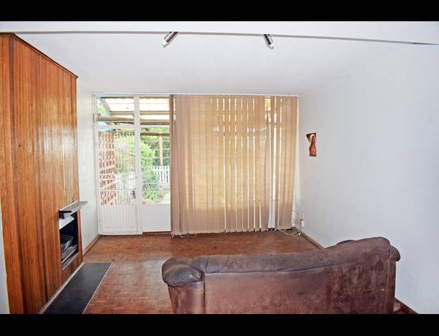 2 BEDROOM APARTMENT FOR SALE IN SAVOY ESTATE